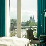 Motel One Koeln-Messe